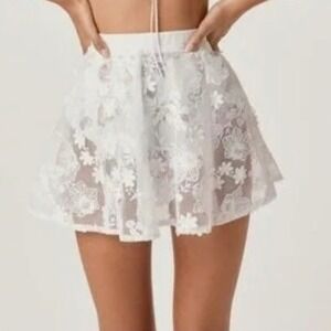 For love & Lemons Daisy Crochet Floral Mesh Overlay Party Festival Size Small